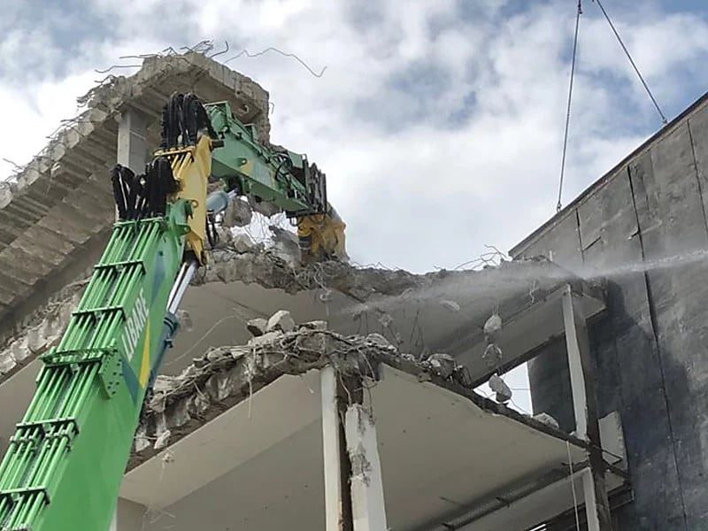Epiroc rivingsutstyr i arbeid på betongbygg